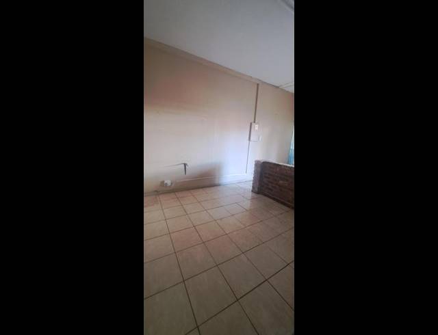 BUSINESS PROPERTY TO RENT IN SOUTH KENSINGTON